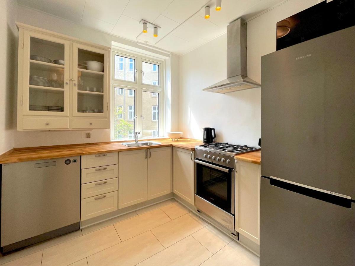 Two Bedroom Flat In Vibrant Area Appartamento *
